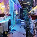 Holiday Jeans Apartment